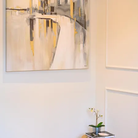 Porta - Free Parking *