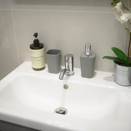 Porta - Free Parking *