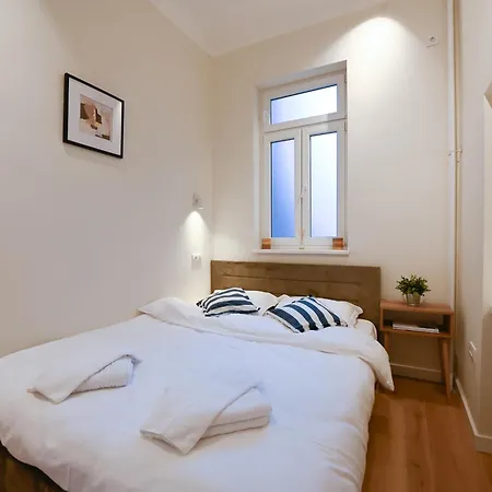 Porta - Free Parking *